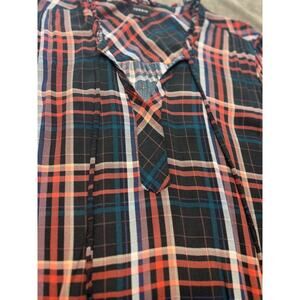 Torrid plaid 3/4 sleeve drawstring‎ top V-Neck size 3
